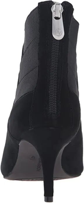 ADRIENNE VITTADINI Footwear Women's Sande Ankle Bootie, Black, 6 M US
