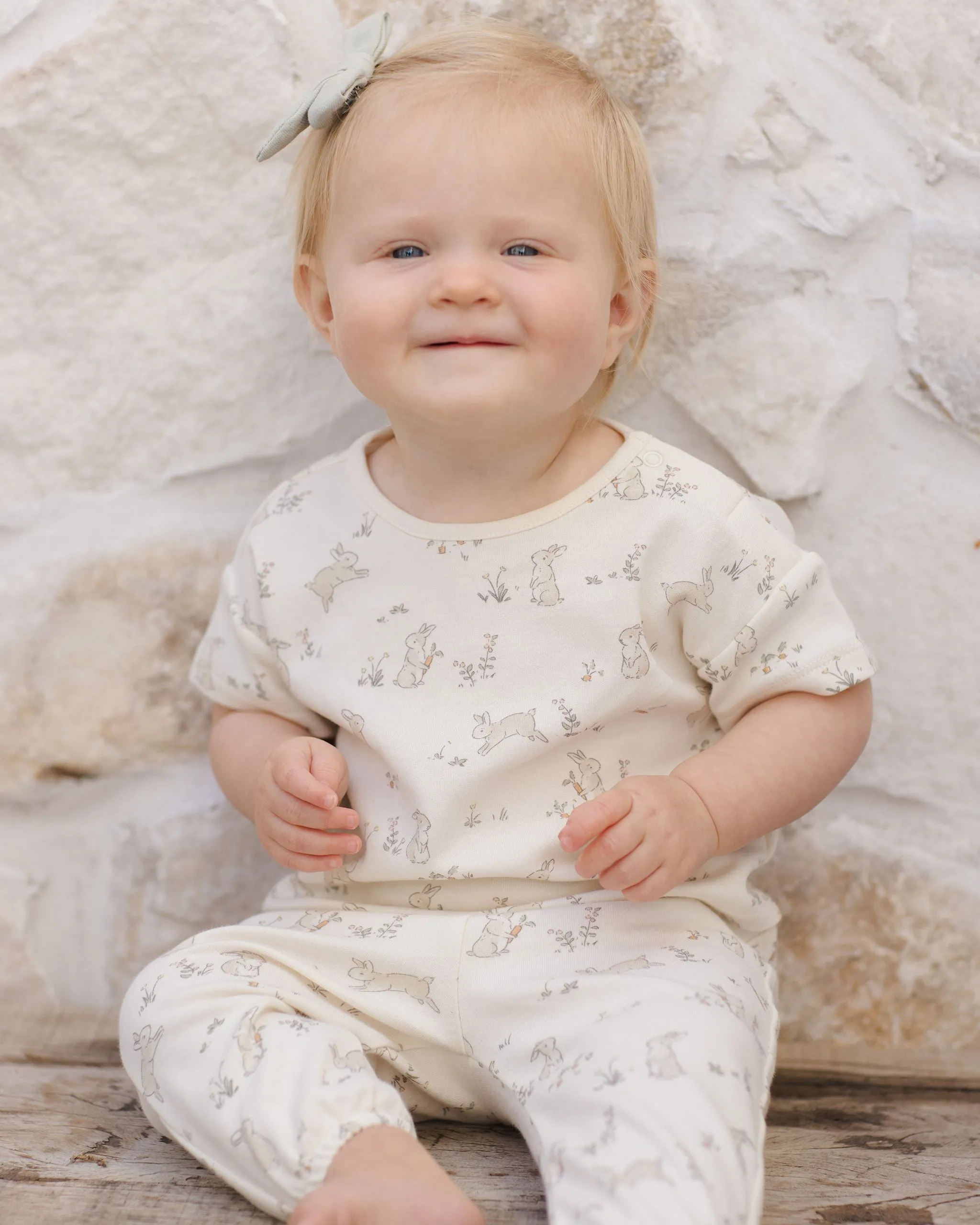 Baby Unisex Sets | Jersey Tee and Pants Set- Bunnies | Quincy Mae