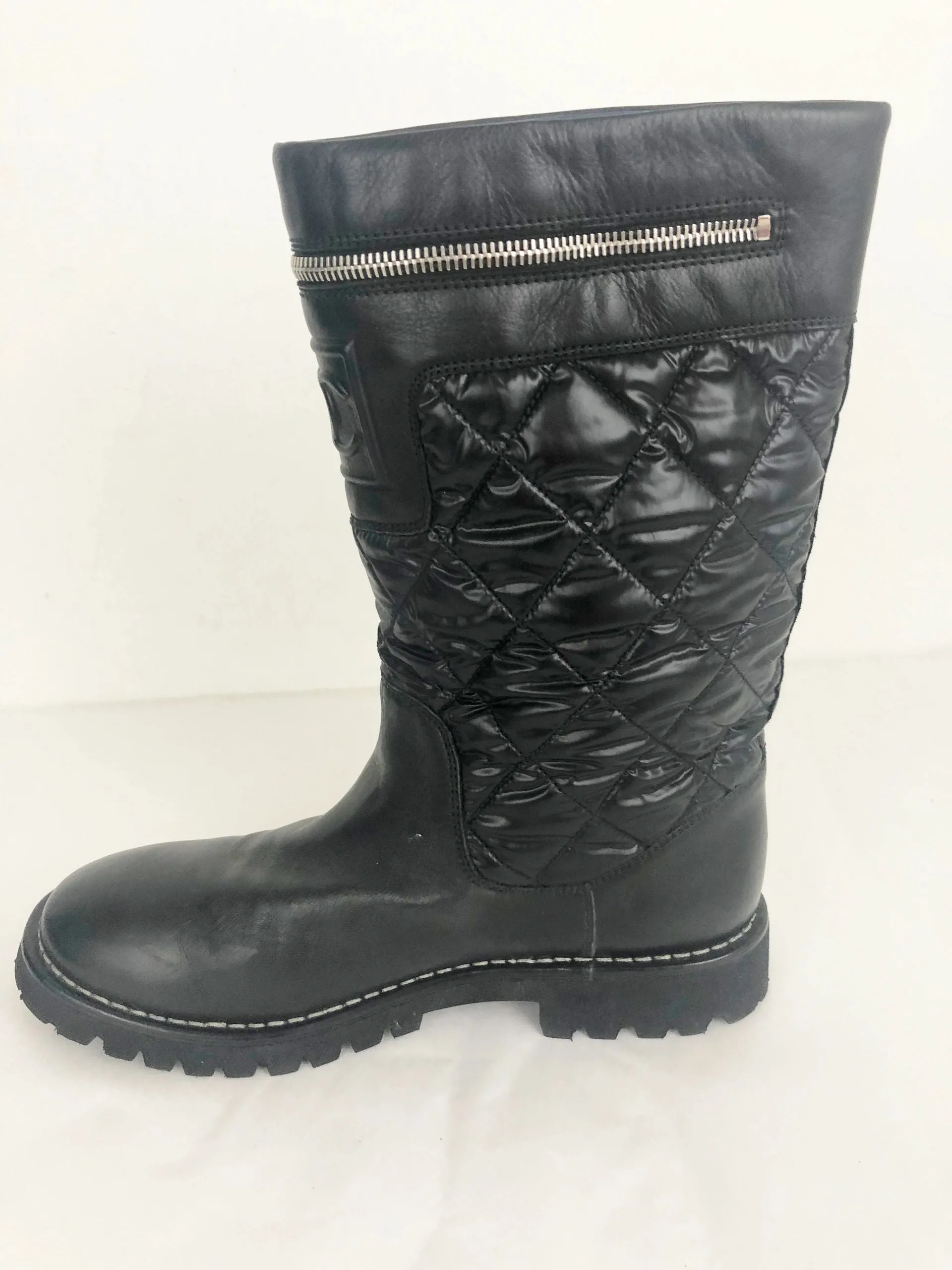 Chanel Quilted Snow Boots Size 41 It (11 Us)