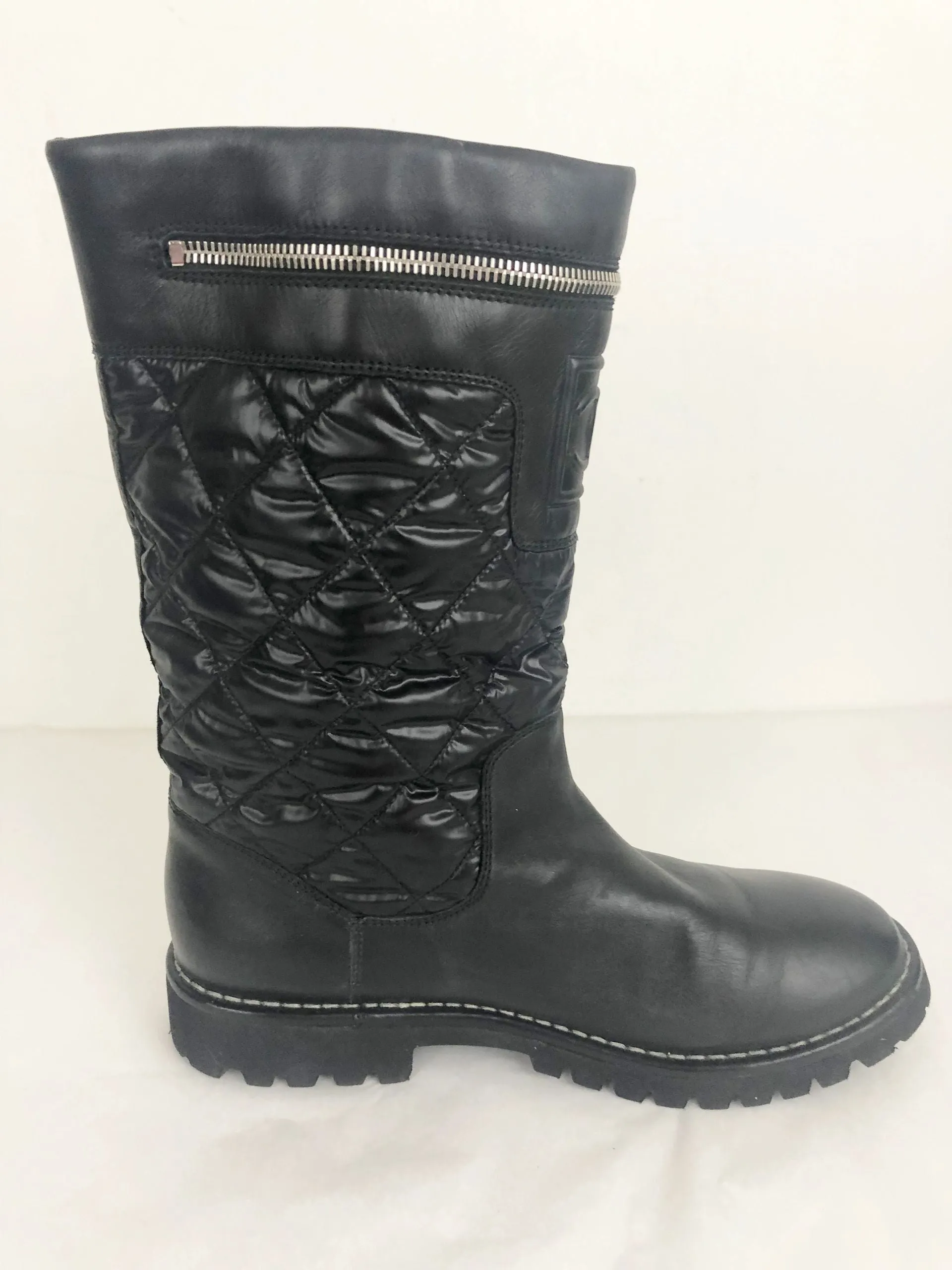 Chanel Quilted Snow Boots Size 41 It (11 Us)