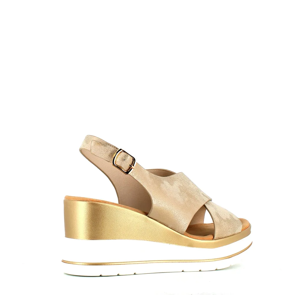 Cinders Edit Criss Wedge Sandal Soft Gold
