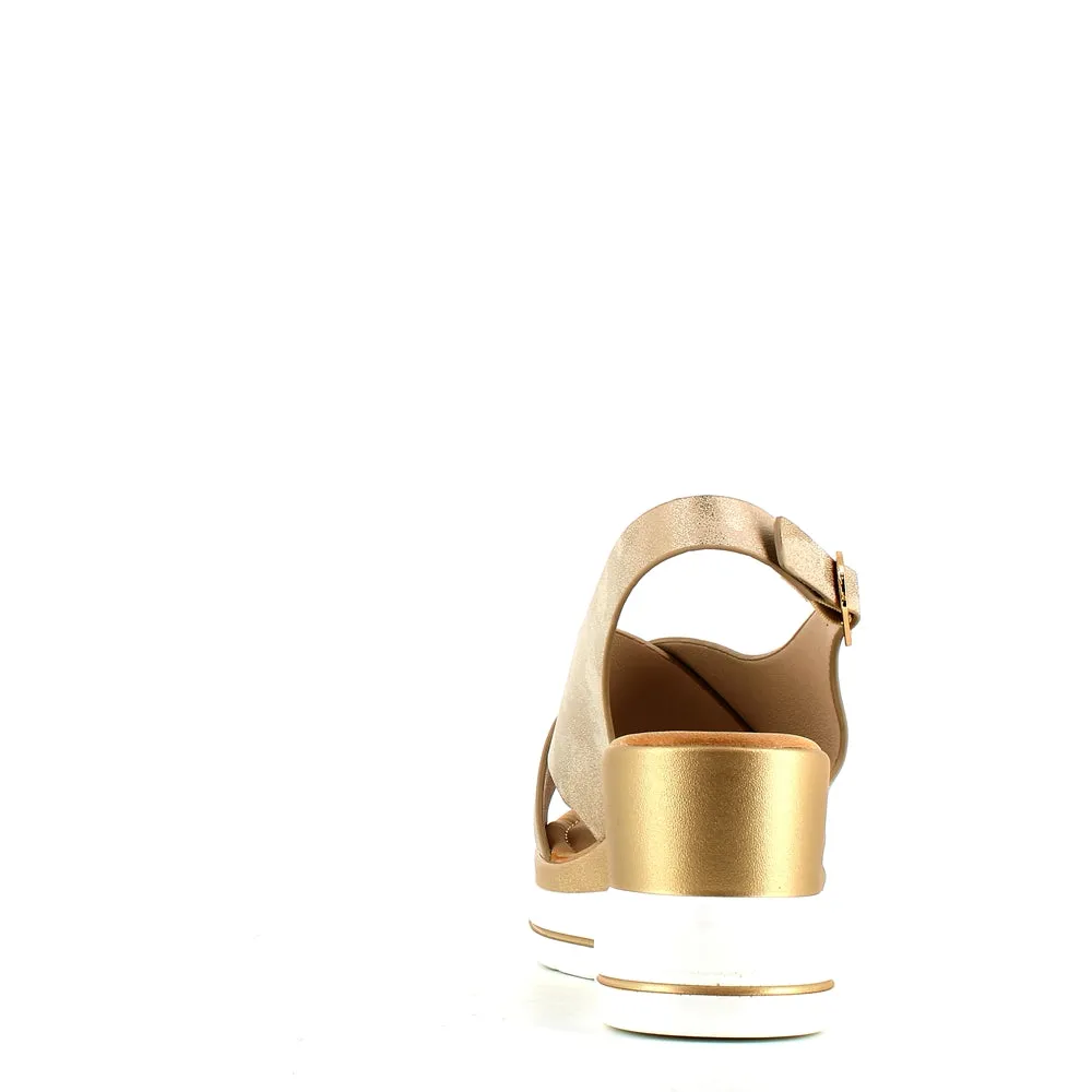 Cinders Edit Criss Wedge Sandal Soft Gold