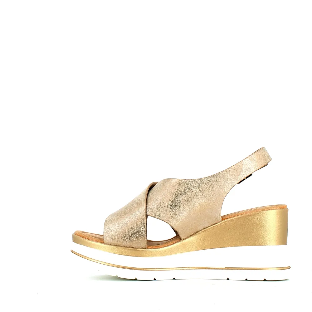 Cinders Edit Criss Wedge Sandal Soft Gold