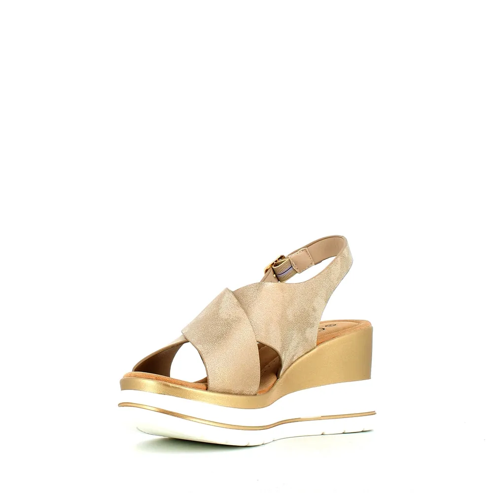 Cinders Edit Criss Wedge Sandal Soft Gold
