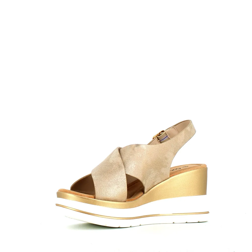 Cinders Edit Criss Wedge Sandal Soft Gold