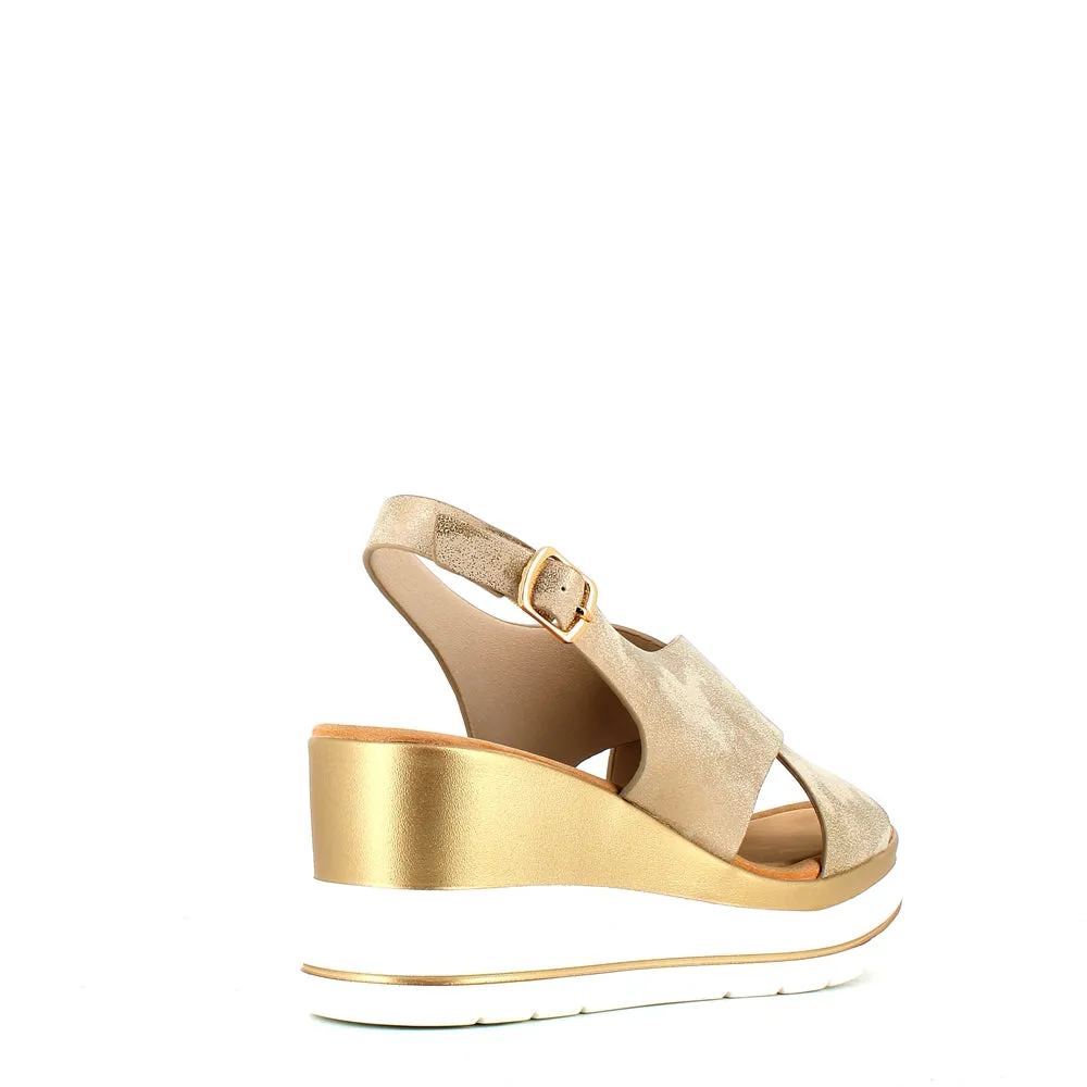 Cinders Edit Criss Wedge Sandal Soft Gold