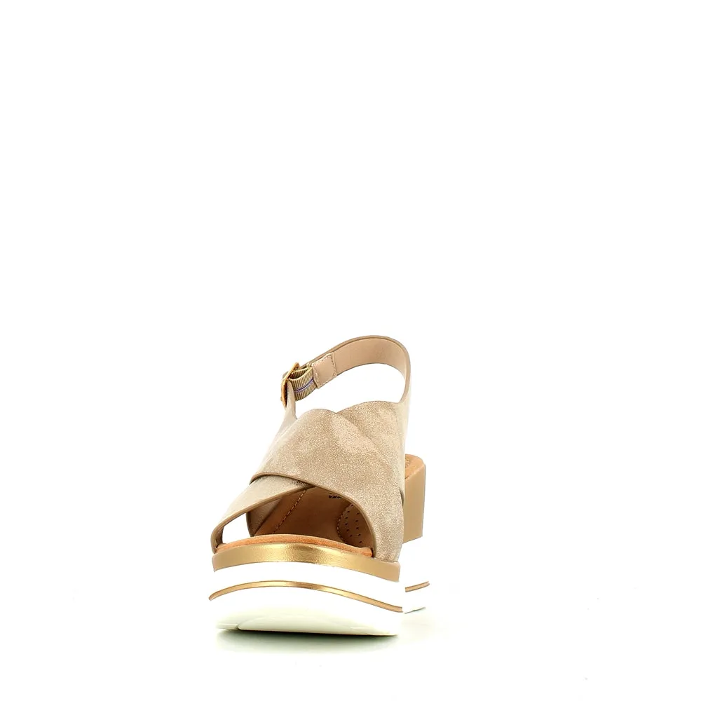 Cinders Edit Criss Wedge Sandal Soft Gold