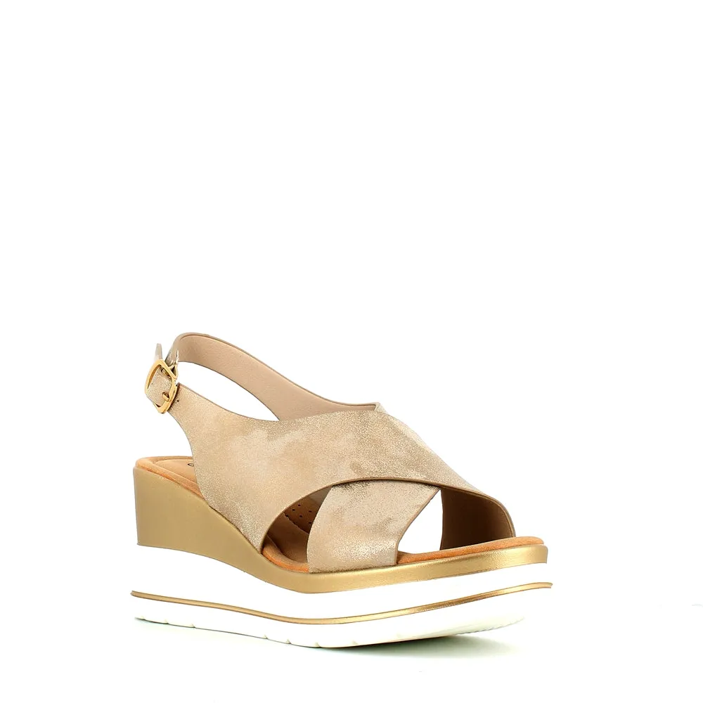 Cinders Edit Criss Wedge Sandal Soft Gold