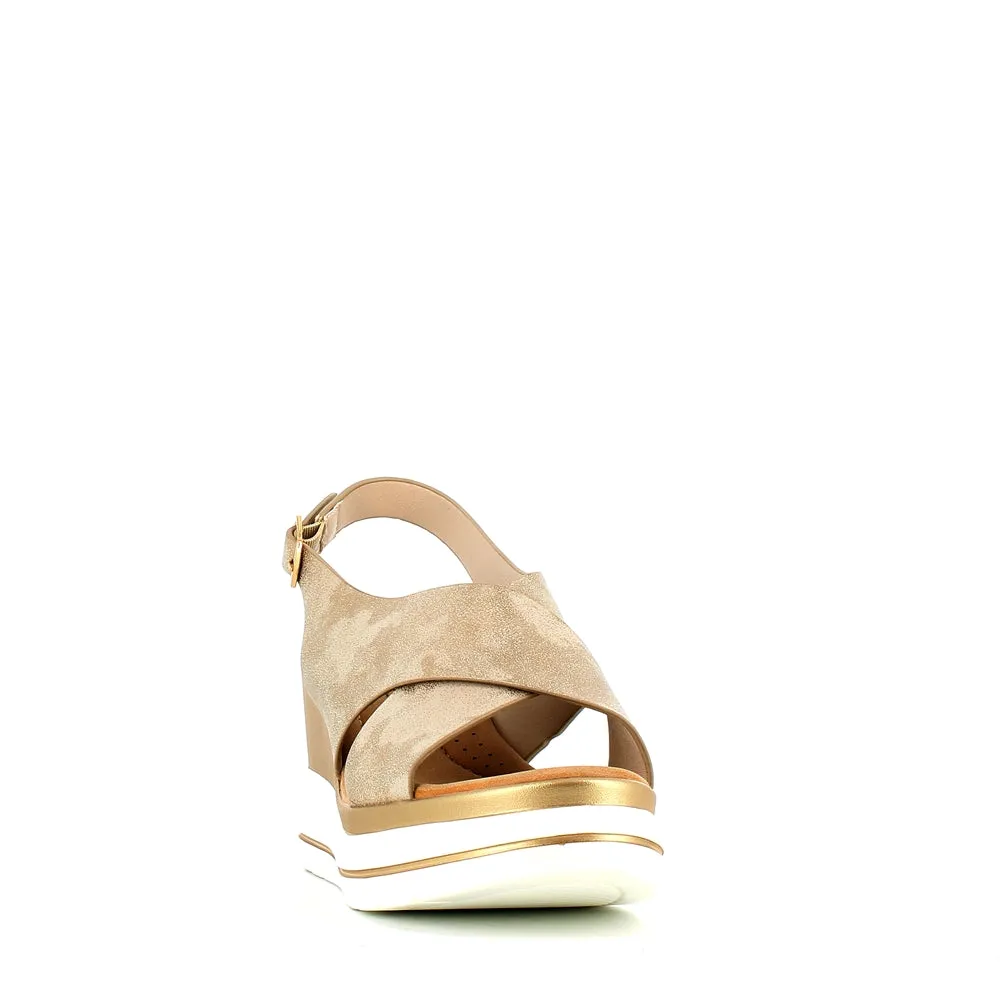 Cinders Edit Criss Wedge Sandal Soft Gold