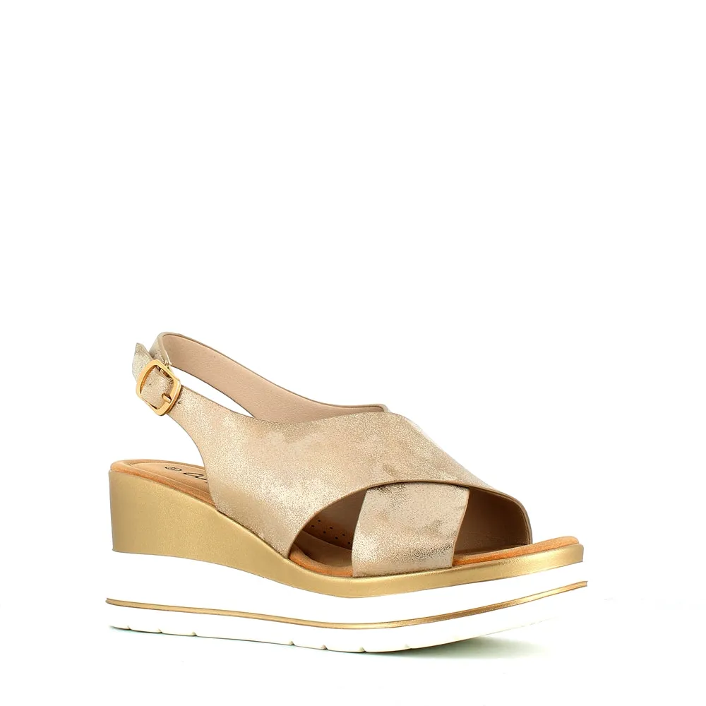 Cinders Edit Criss Wedge Sandal Soft Gold