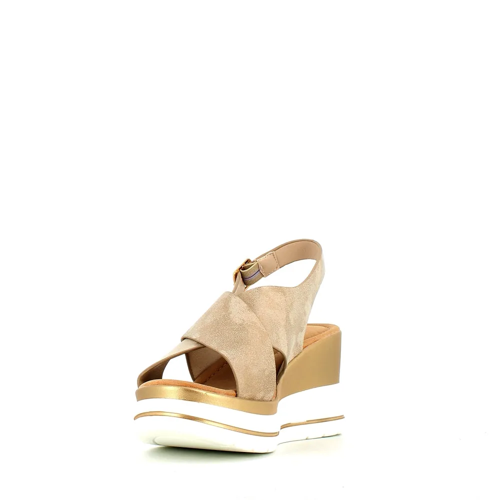 Cinders Edit Criss Wedge Sandal Soft Gold