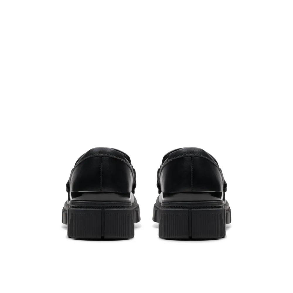 Clarks - Evyn Walk Y - Black Leather - School Shoes
