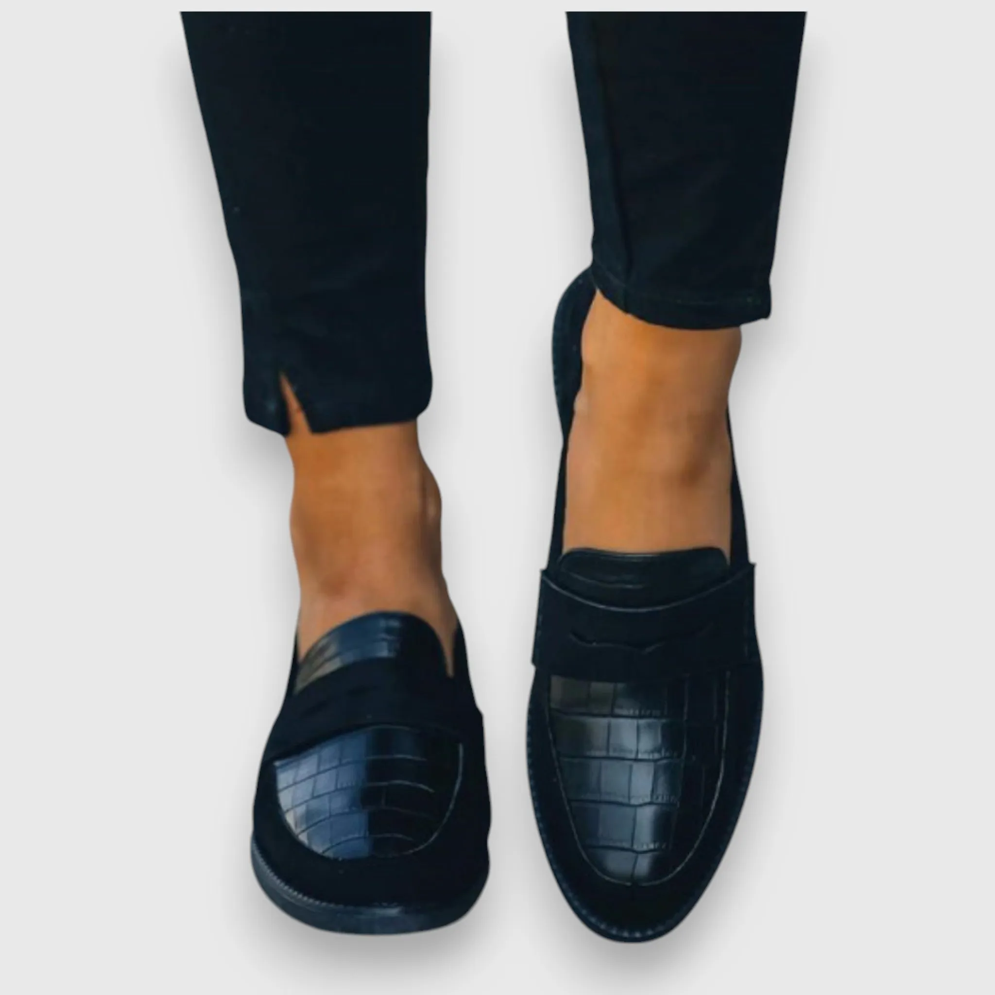 Croc-Embossed Faux Leather Loafers | Timeless Elegance | Everyday Comfort