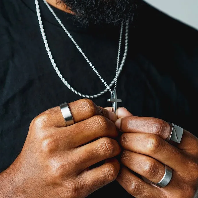 Cross Pendant Necklace - Silver