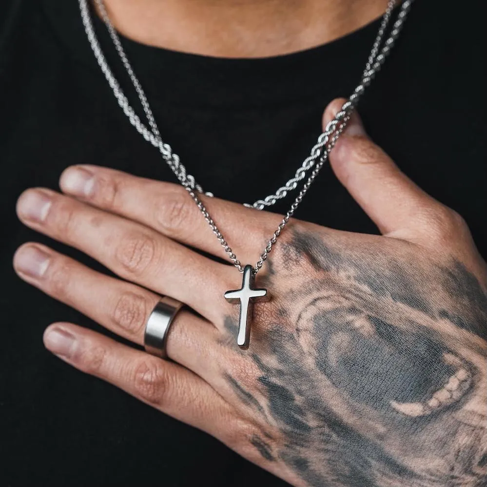 Cross Pendant Necklace - Silver