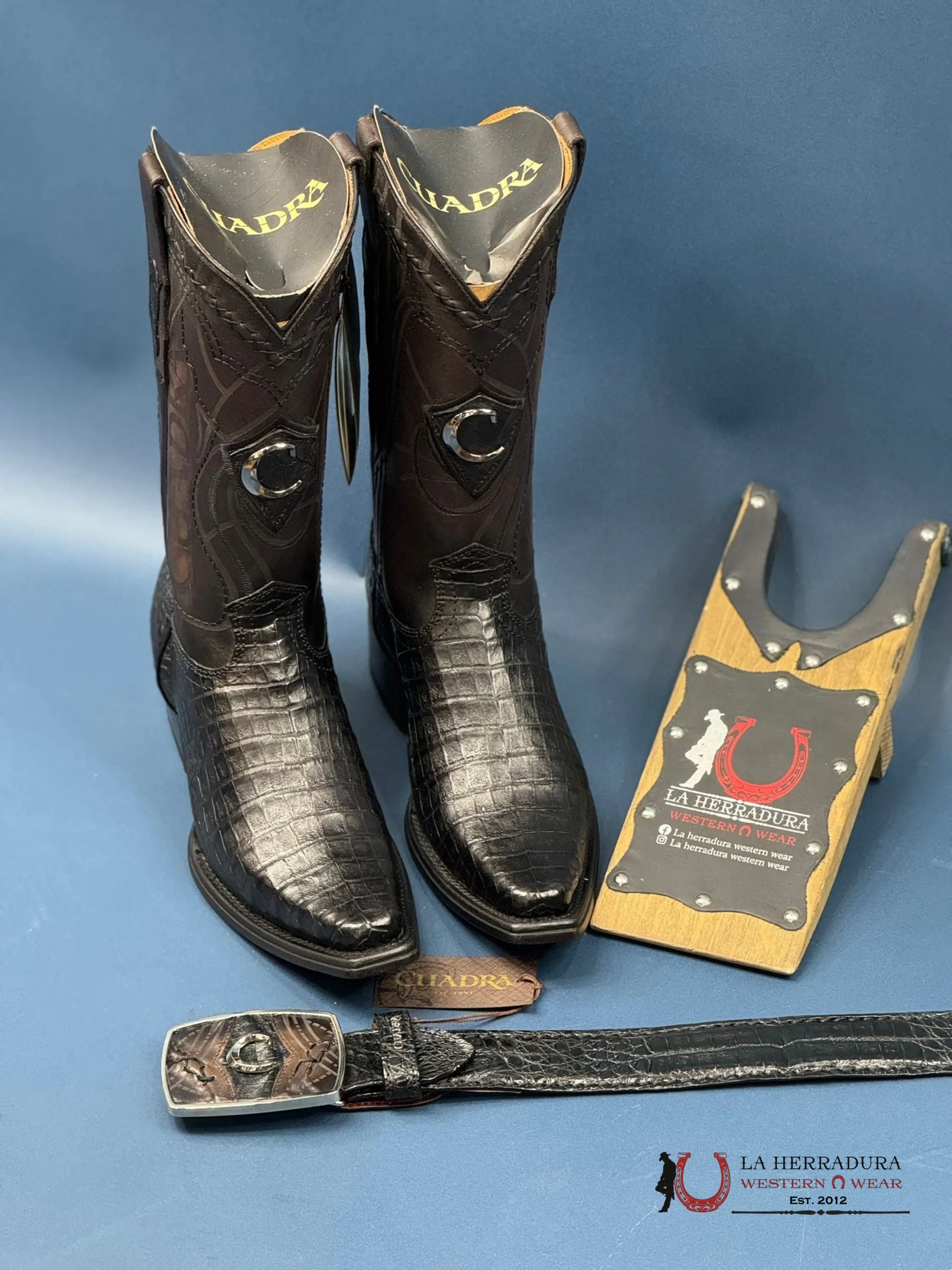 CUADRA BOOT FUSCUS CAIMAN BELLY PL NEGRO LASER & EMBROIDERY NARROW SQUARE TOE