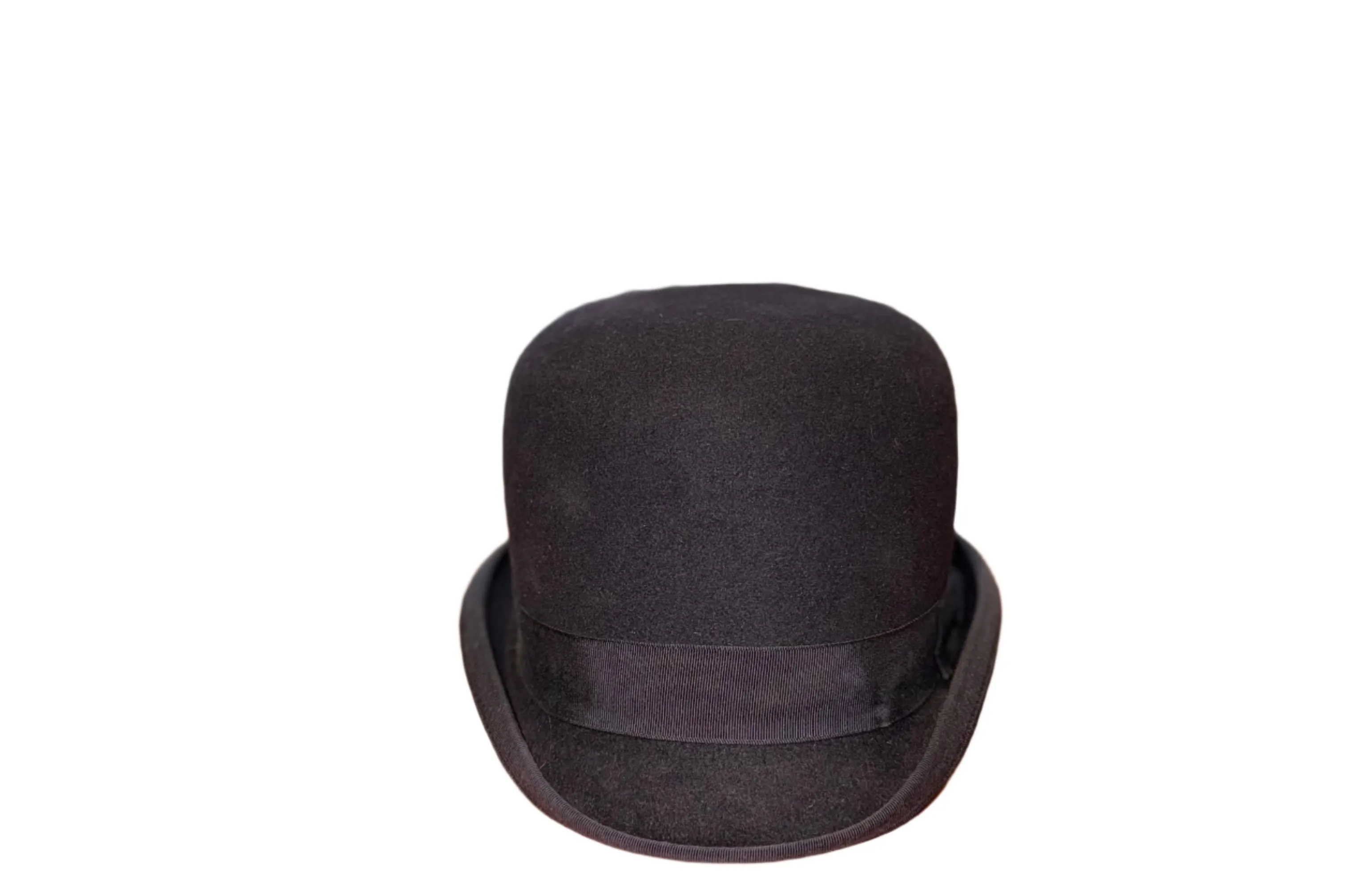 DeRegnaucourt, Dark Navy Derby, 6 7/8
