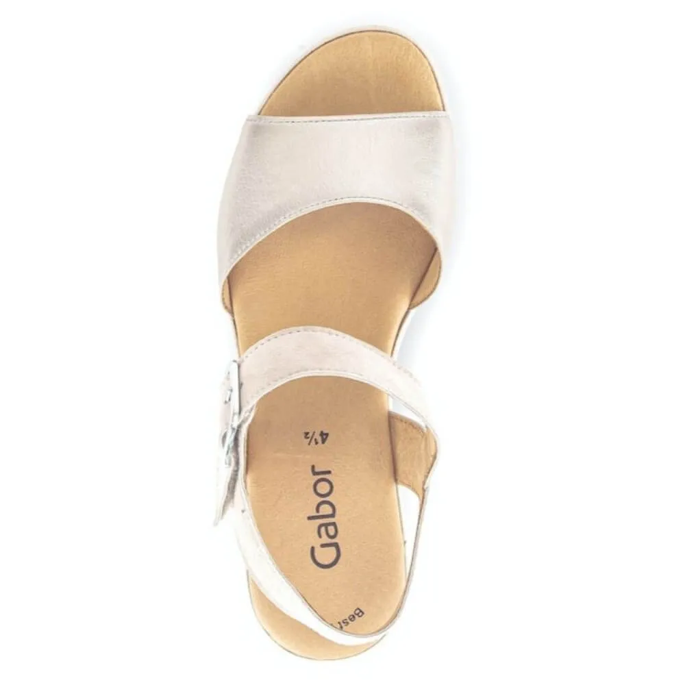 Gabor Twirl Wedge Sandal 64.651 Light Gold Pudder