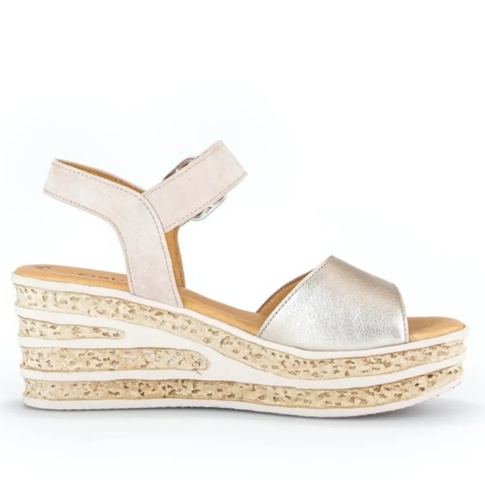 Gabor Twirl Wedge Sandal 64.651 Light Gold Pudder