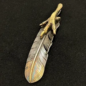 Goros Xl Gold Tip Feather With Gold Claw - Facing Left
