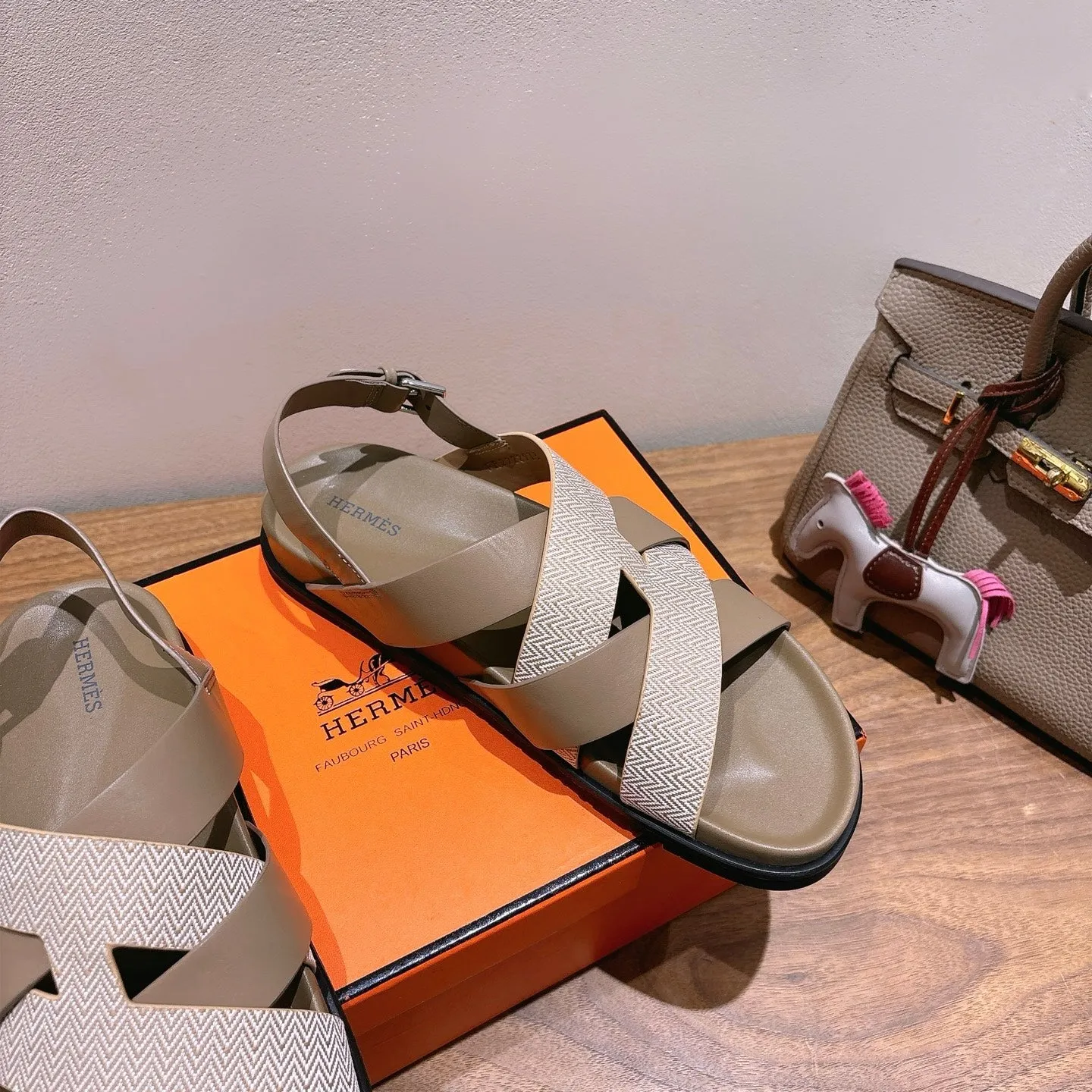 HM 25 Heracles Sandal Nude Calfskin Light Pink Canvas