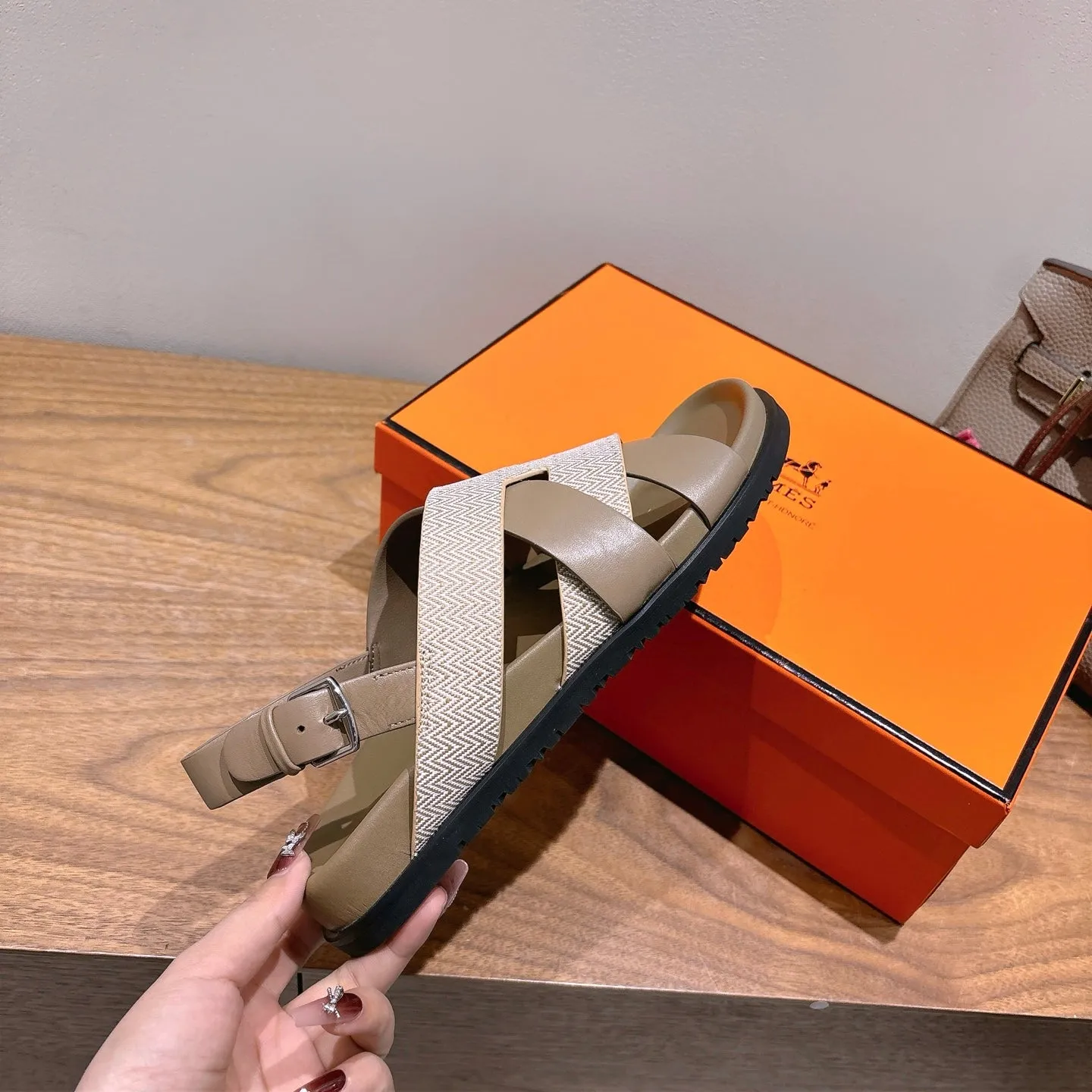 HM 25 Heracles Sandal Nude Calfskin Light Pink Canvas