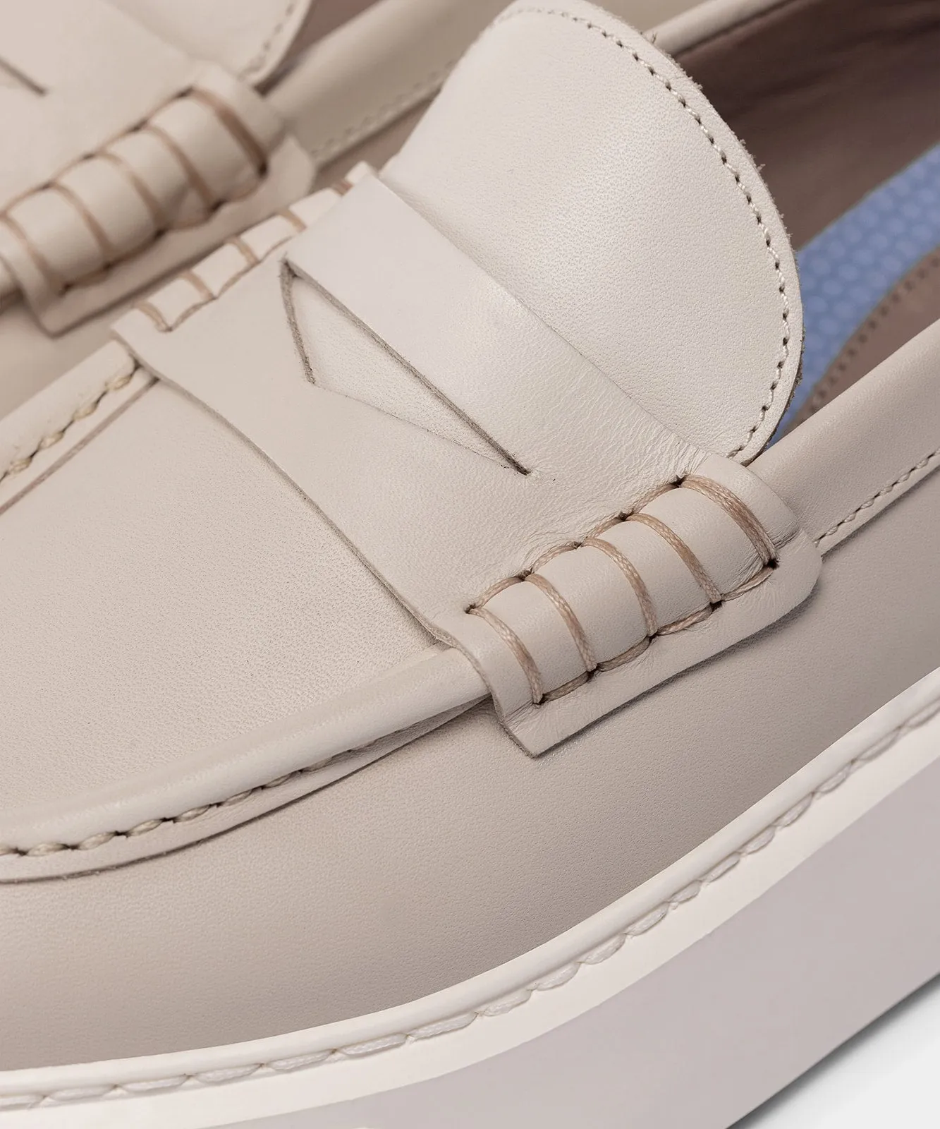 Loafer Light Taupe Leather (W)