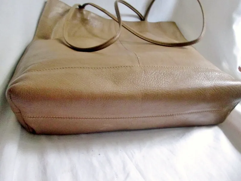 Made in ITALY genuine leather handbag shoulder pyramid bag Satchel Tote BEIGE TAN