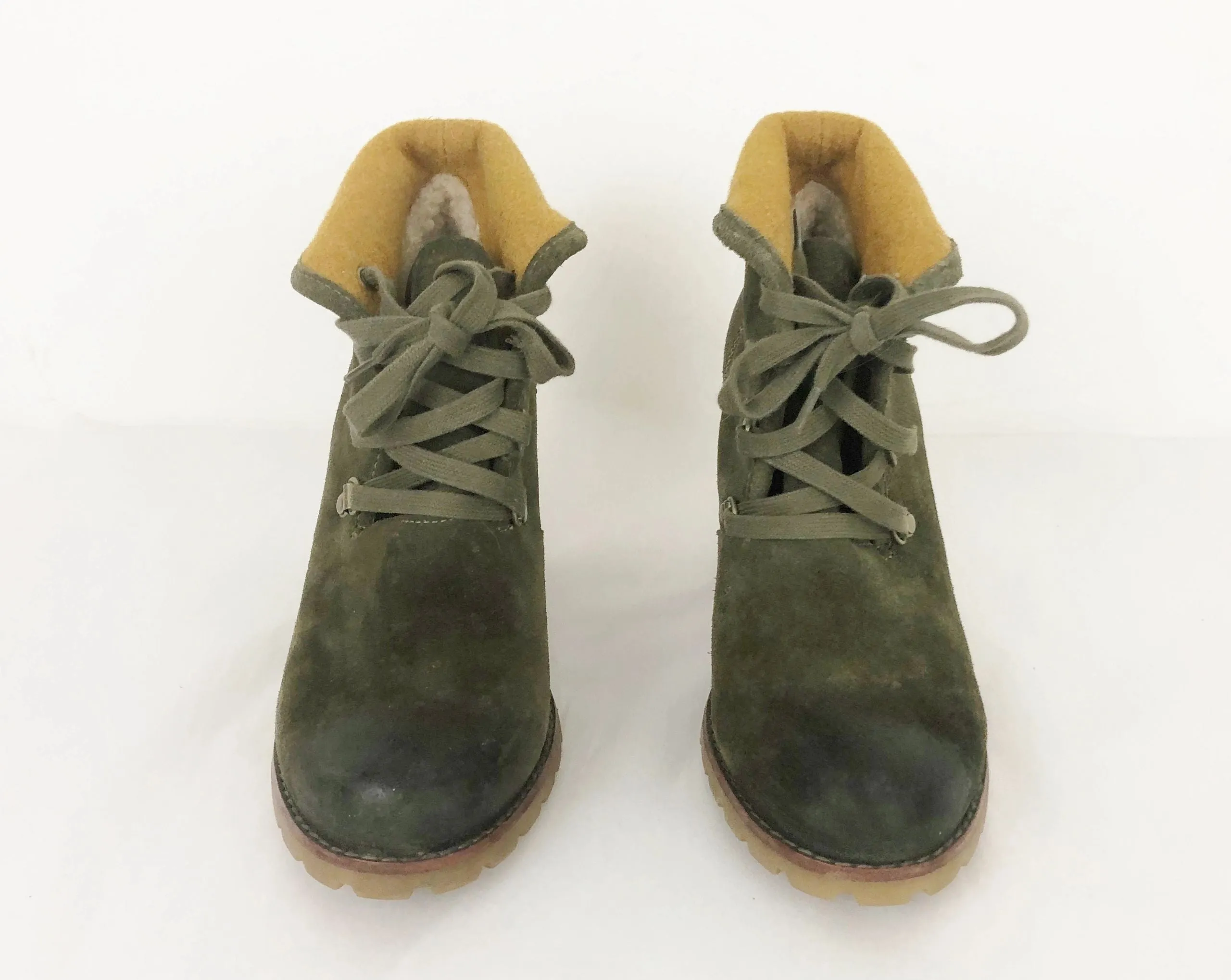 NEW Ugg Lace Up Bootie Size 9.5