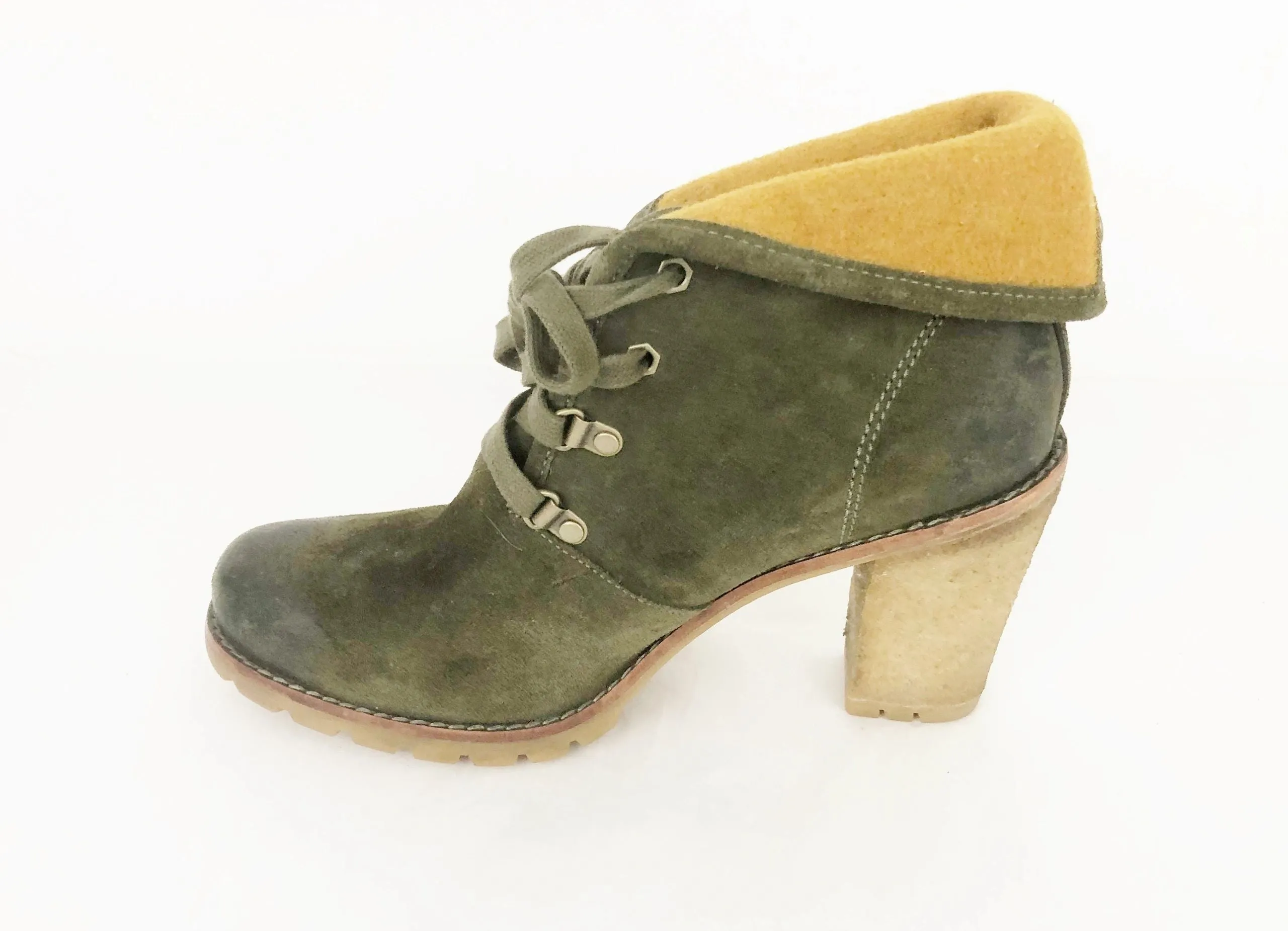 NEW Ugg Lace Up Bootie Size 9.5