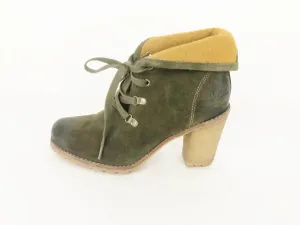 NEW Ugg Lace Up Bootie Size 9.5