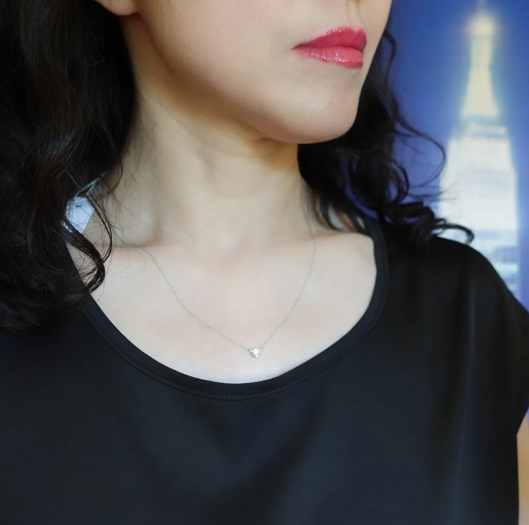 New York Minimal Diamond Pendant Silver