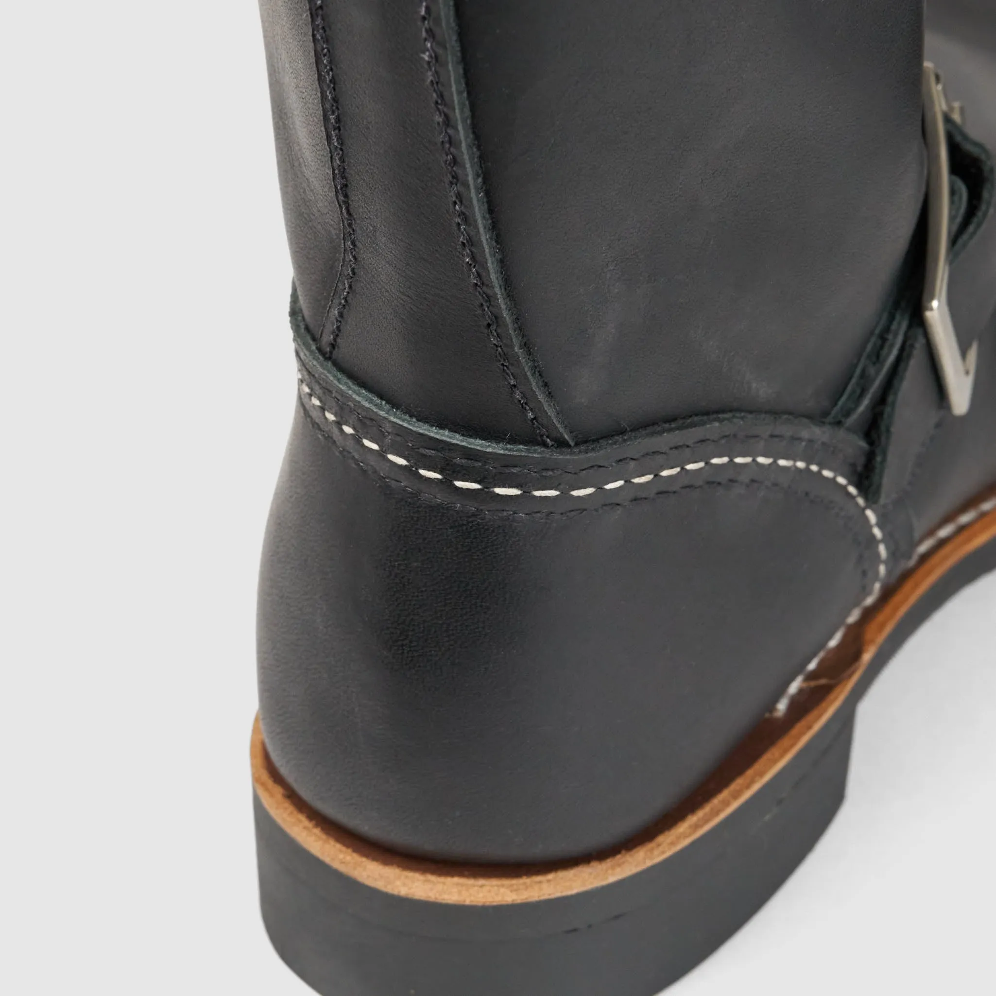 Red Wing Heritage Shoes Ladies Short Engineer Boot 3354