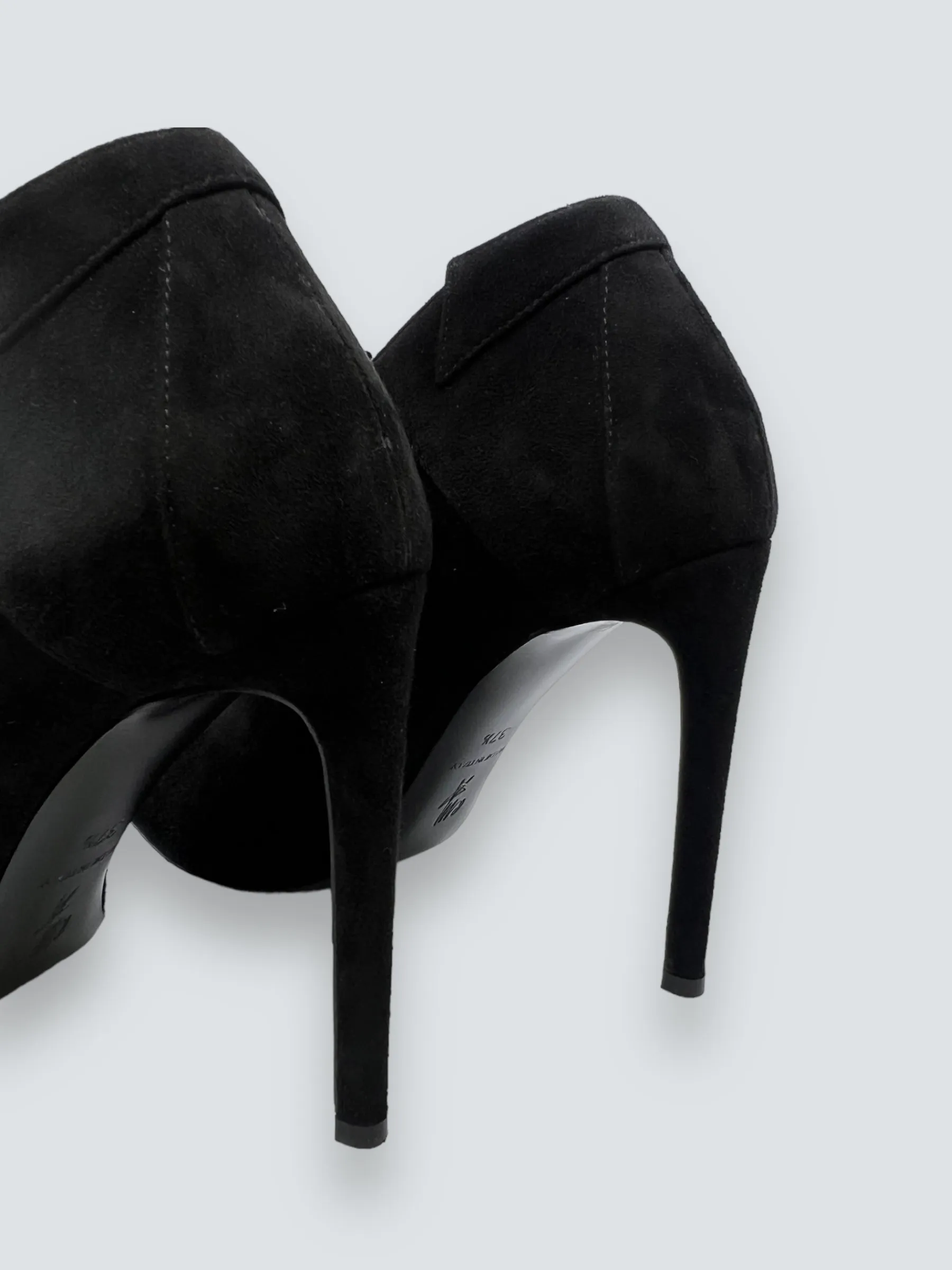 Roland Mouret Size 37.5 Black Suede Zip Up Boots