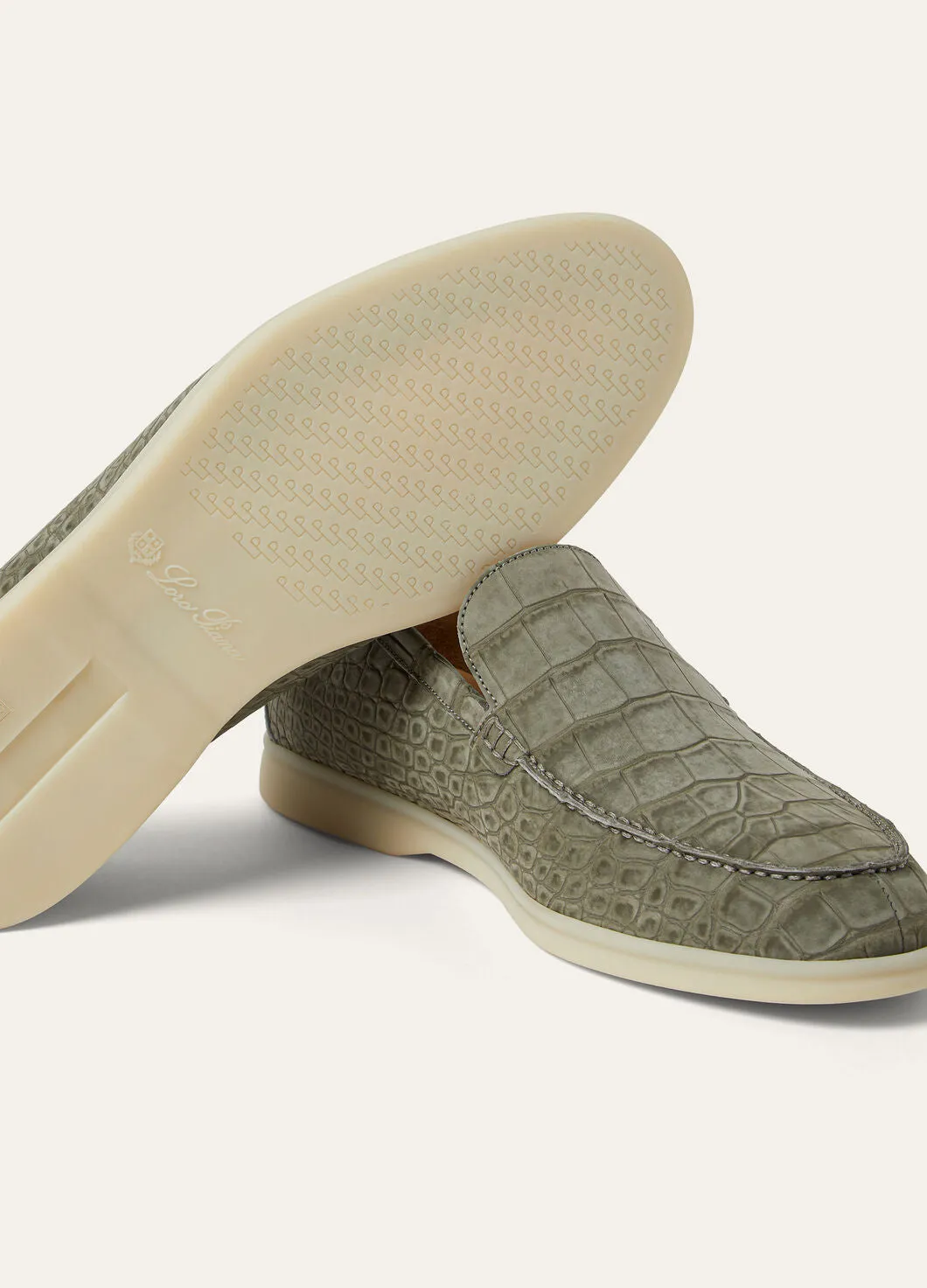 Summer Walk in Military Grey Alligator Leather for Men