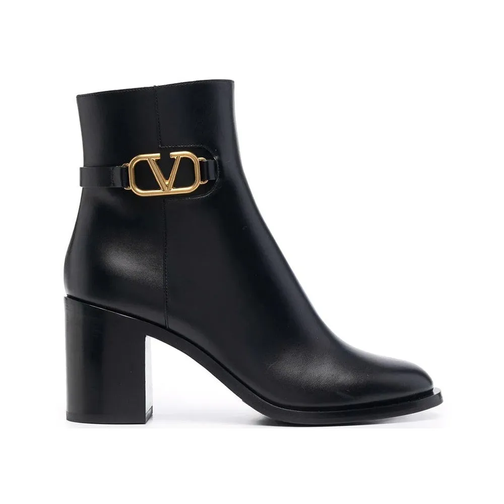 Valentino Garavani Vlogo plaque ankle boots
