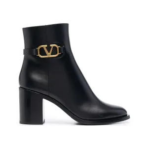 Valentino Garavani Vlogo plaque ankle boots